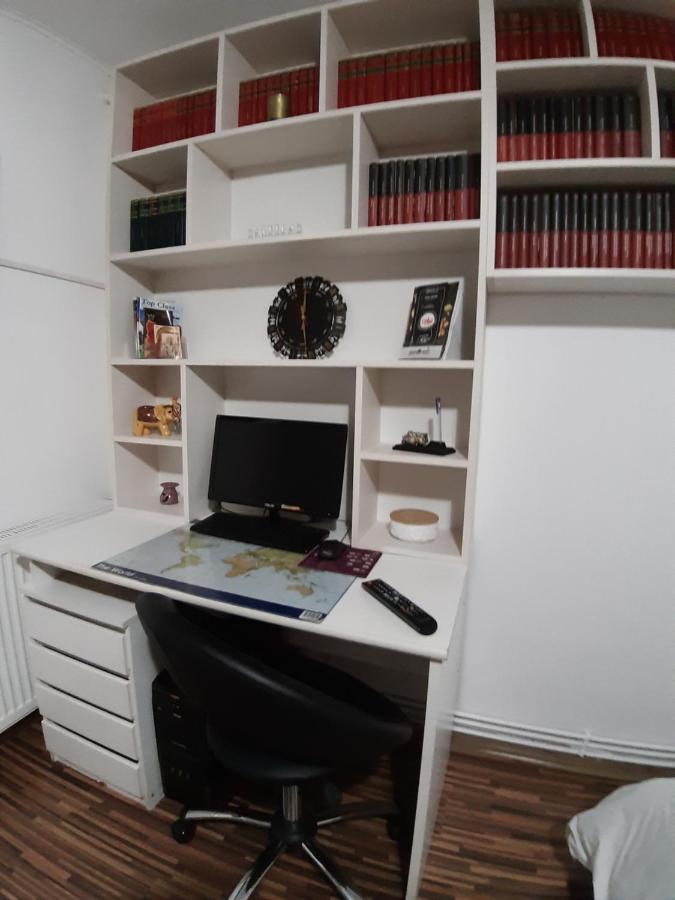 Apartament Dacia Târgu-Mureş エクステリア 写真